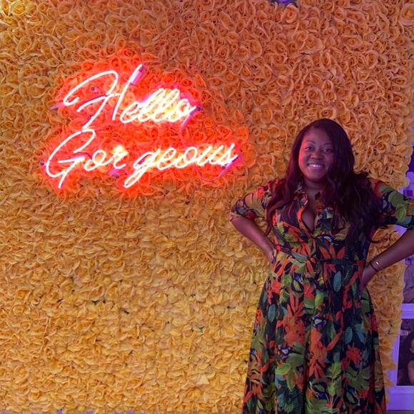 Meet your Posher, Kita - Picture 4 of 5